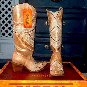 Corral boots